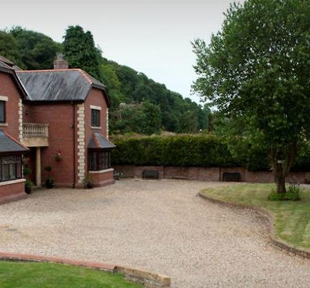 Ashbrook Bed And Breakfast Llandudno Bagian luar foto