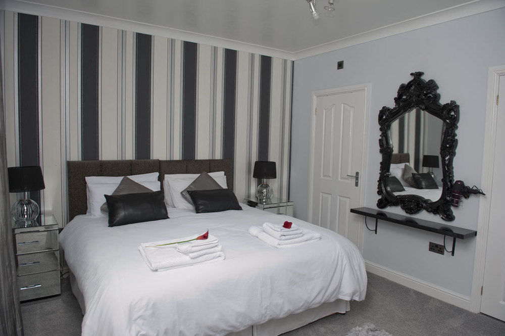 Ashbrook Bed And Breakfast Llandudno Bagian luar foto